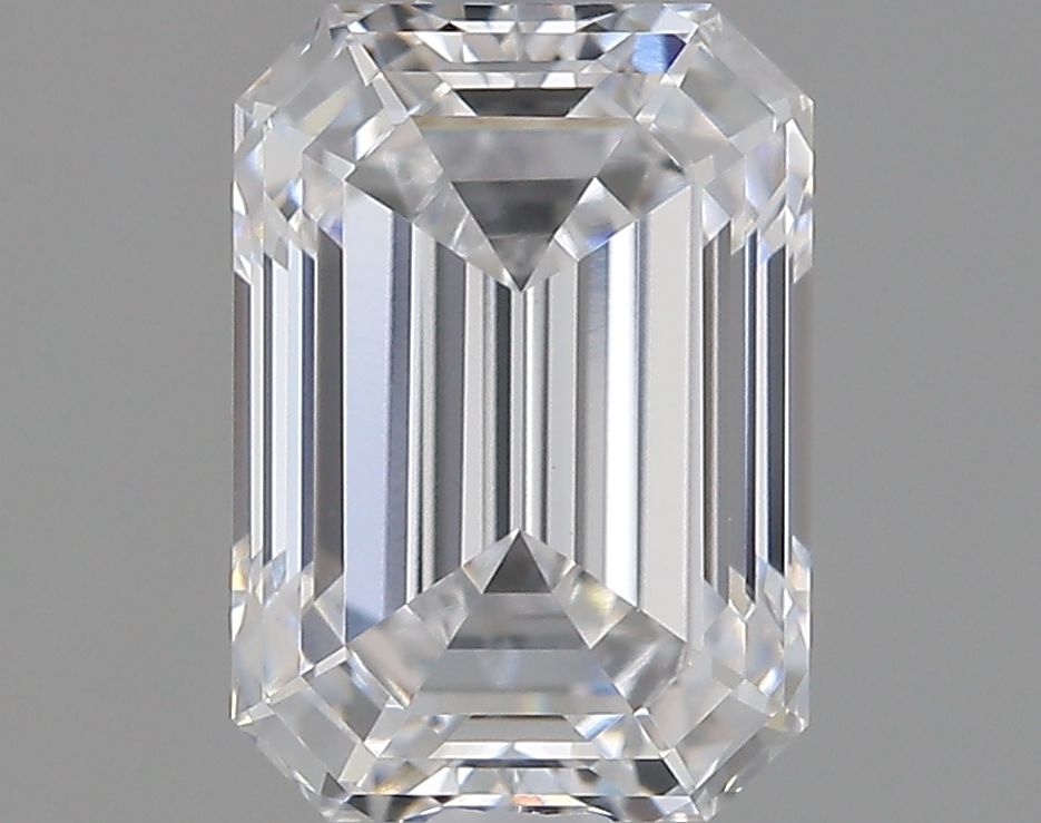 1.56 ct. emerald Lab Grown Diamond front image