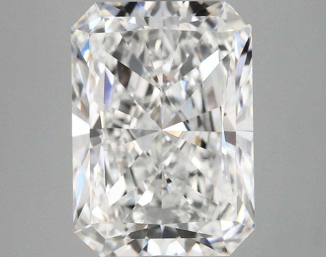 4.98 ct. radiant Lab Grown Diamond front image