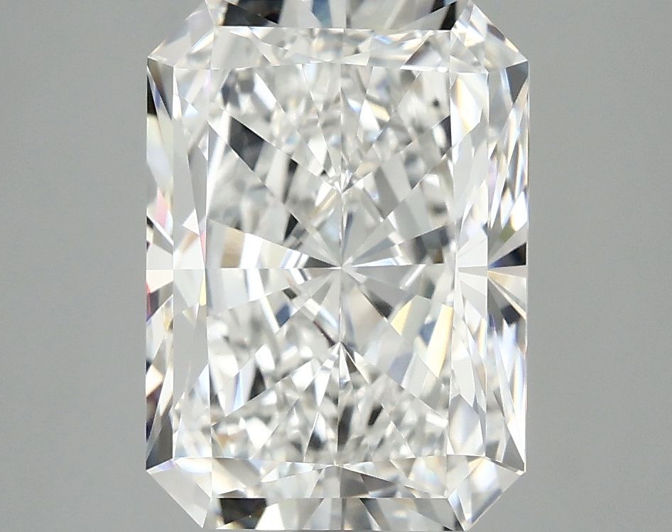 4.10 ct. radiant Lab Grown Diamond front image