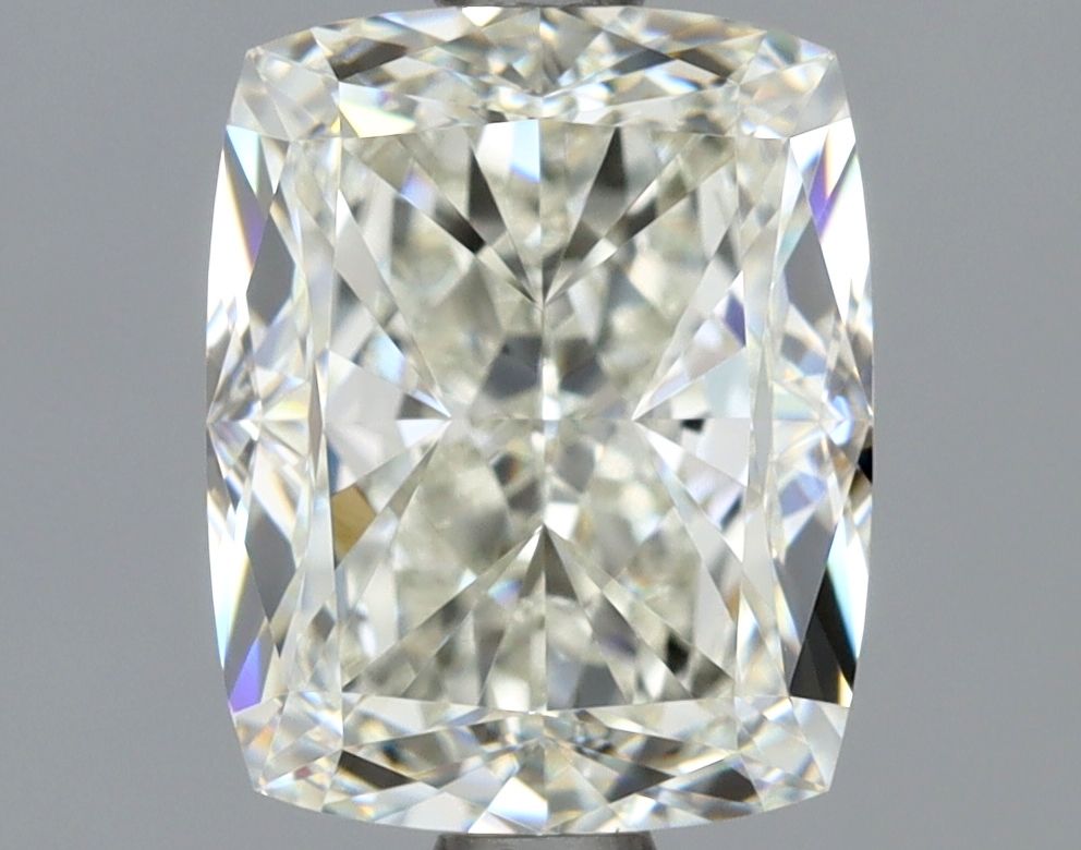 2.01 ct Cushion Brilliant diamond