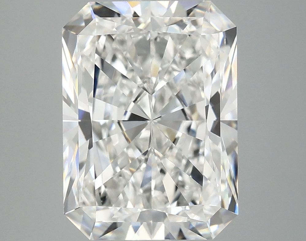 4.97 ct. radiant Lab Grown Diamond front image