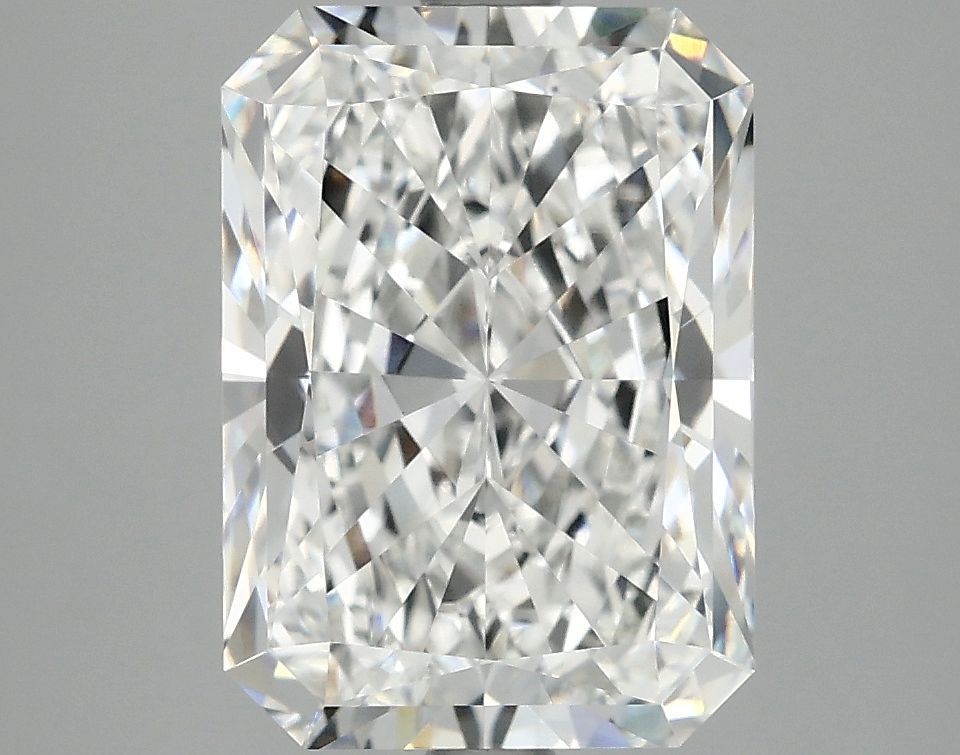 3.91 ct. radiant Lab Grown Diamond front image