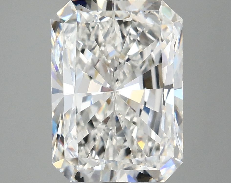 3.89 ct. radiant Lab Grown Diamond front image