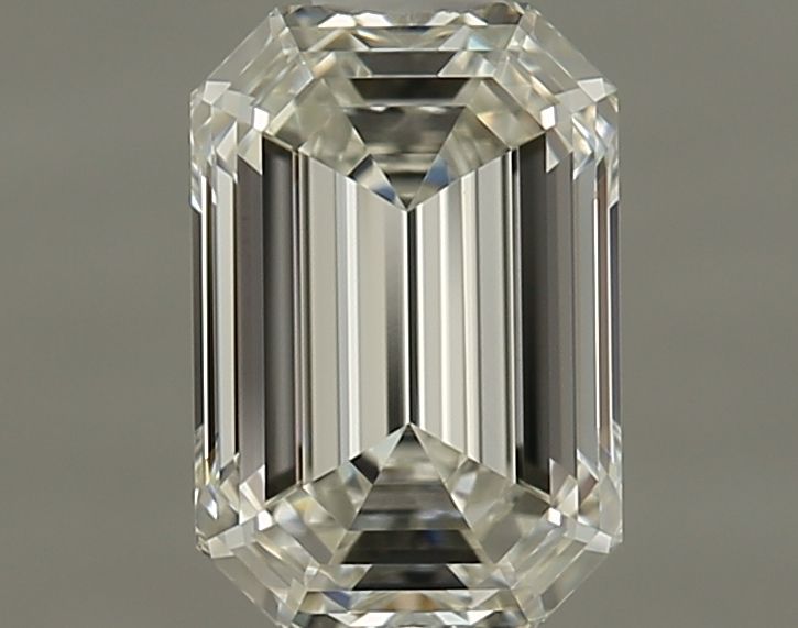0.90 ct Emerald diamond