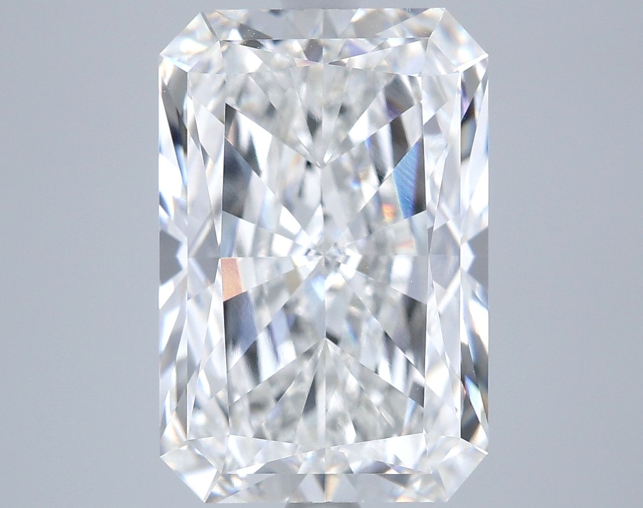 5.58 ct. radiant Lab Grown Diamond front image