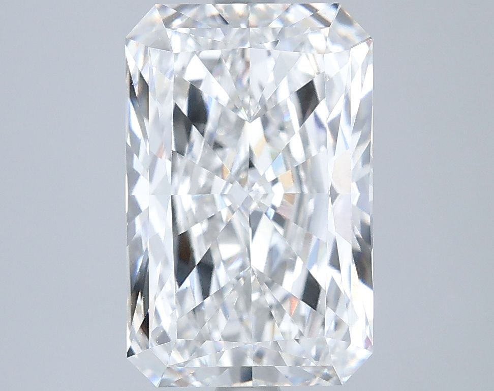 3.52 ct. radiant Lab Grown Diamond front image