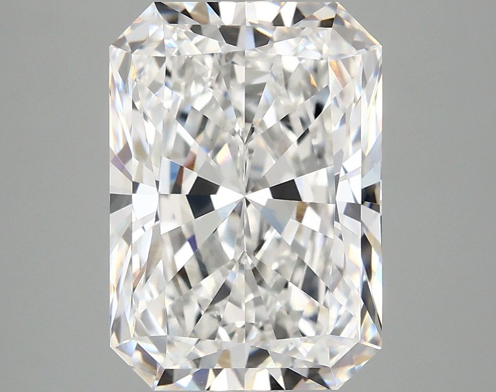4.19 ct. radiant Lab Grown Diamond front image
