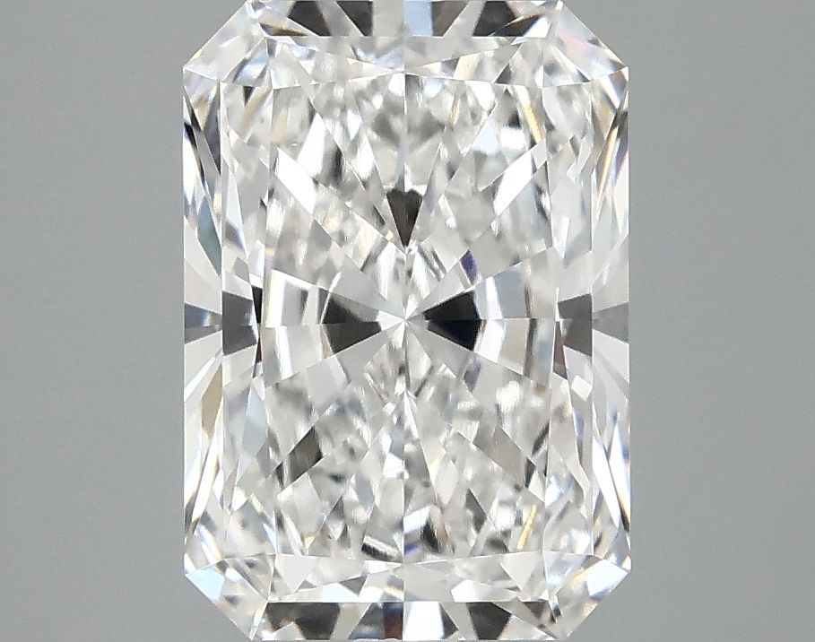 3.07 ct. radiant Lab Grown Diamond front image