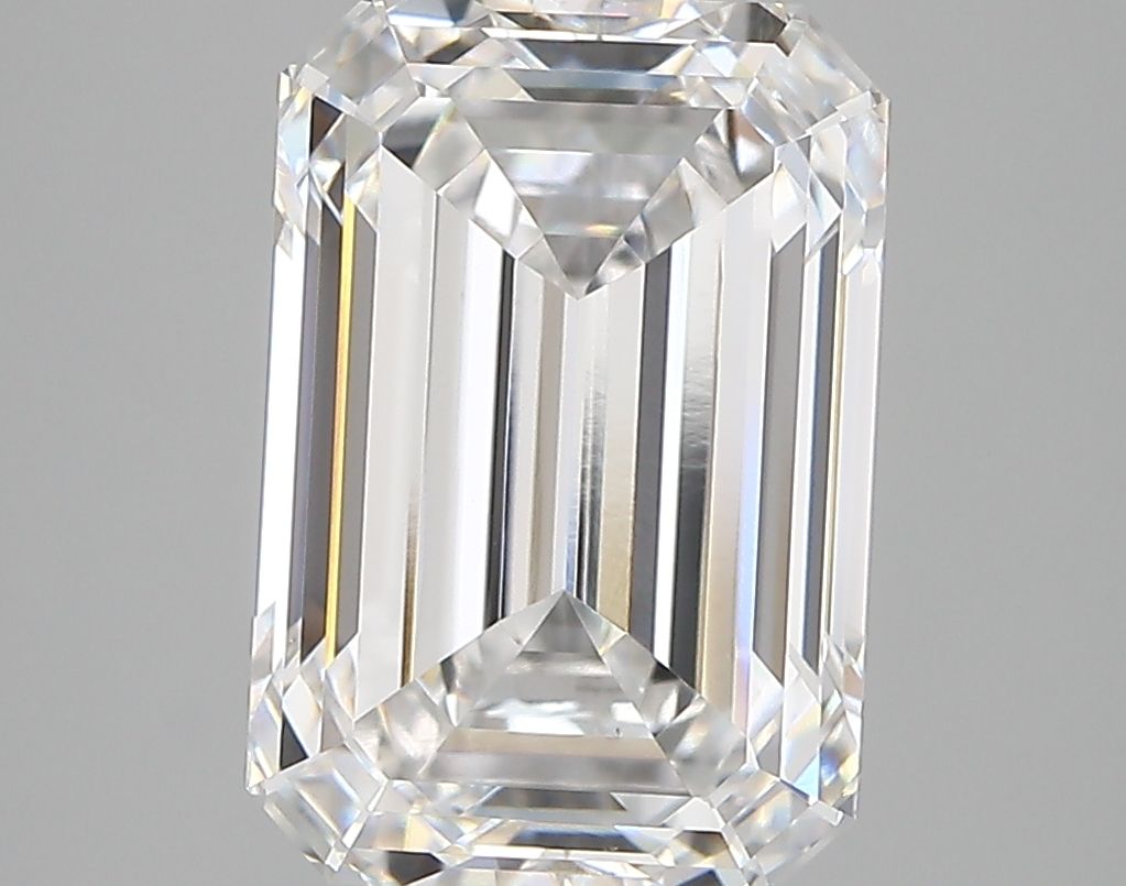 5.01 ct. emerald Lab Grown Diamond front image