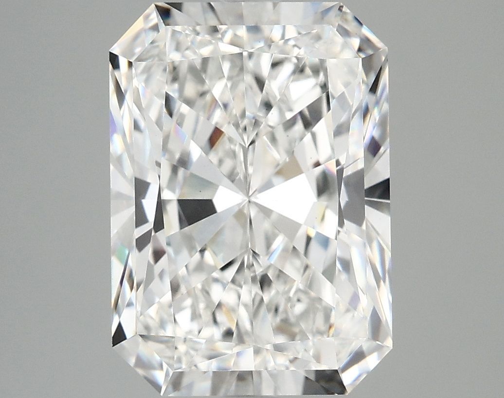 4.95 ct. radiant Lab Grown Diamond front image