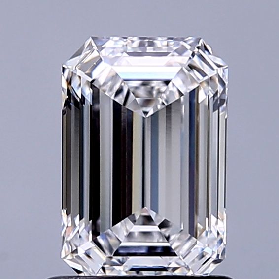 1.04 ct. emerald Lab Grown Diamond front image