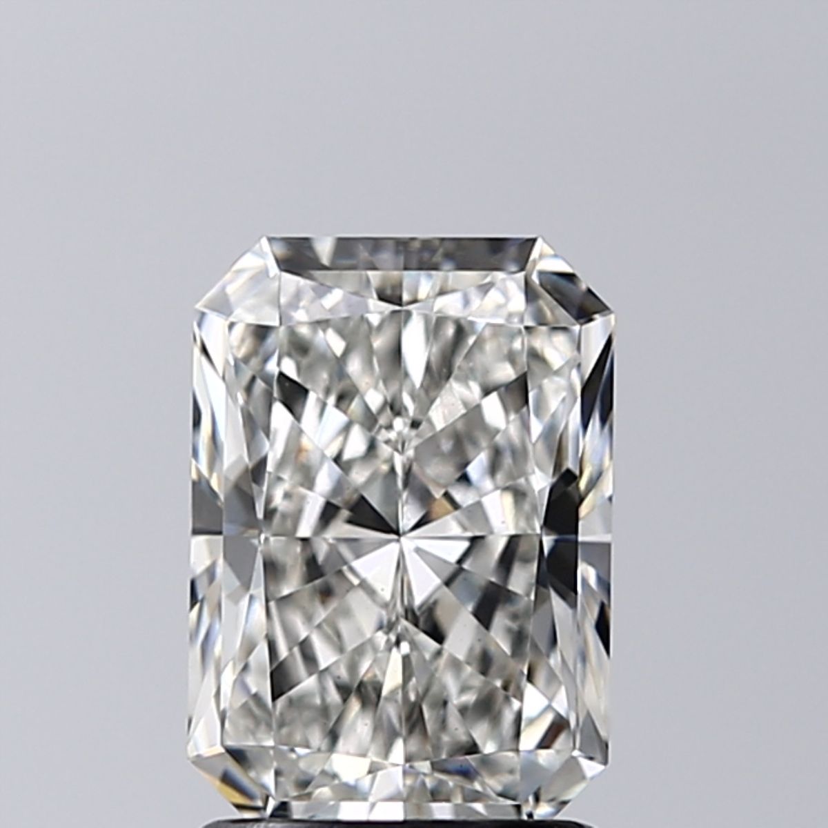 1.72 ct. radiant Lab Grown Diamond front image