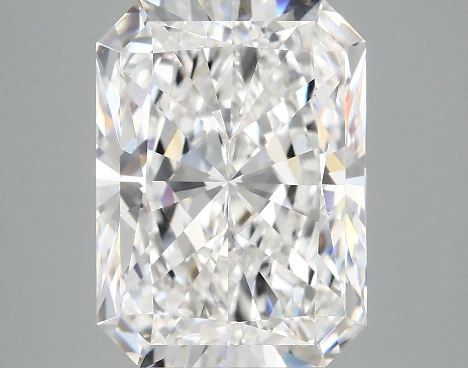 4.14 ct. radiant Lab Grown Diamond front image