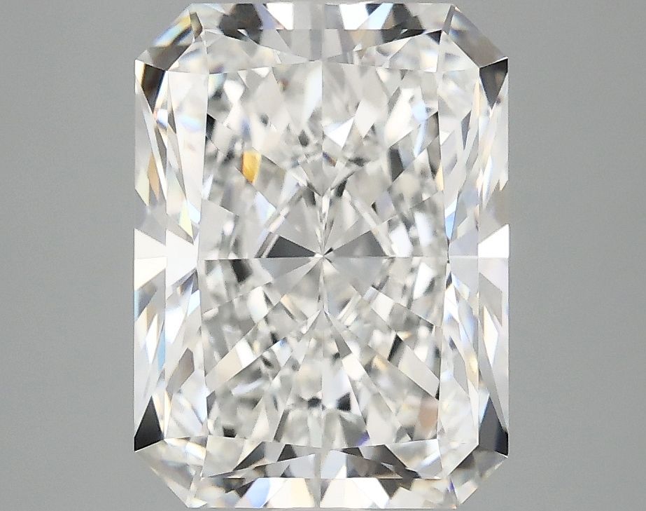 3.94 ct. radiant Lab Grown Diamond front image