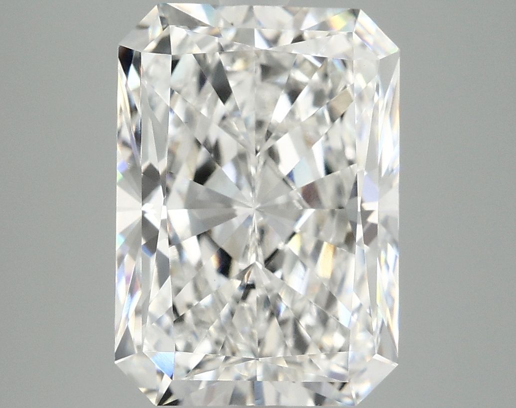 5.00 ct. radiant Lab Grown Diamond front image