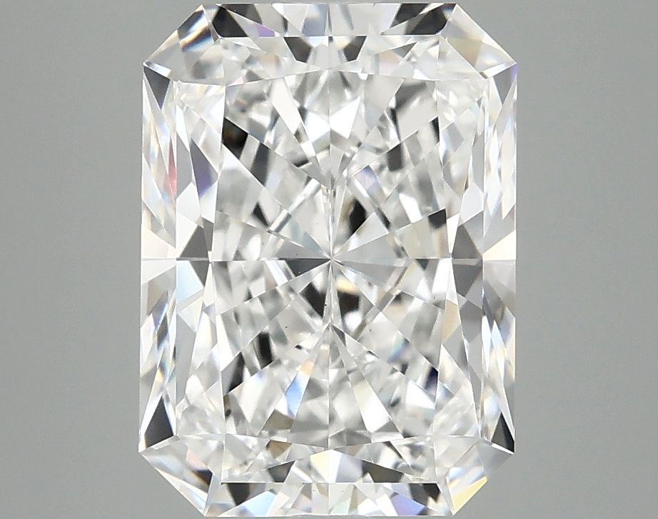 3.87 ct. radiant Lab Grown Diamond front image