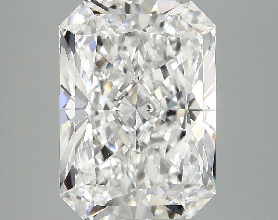 4.05 ct. radiant Lab Grown Diamond front image