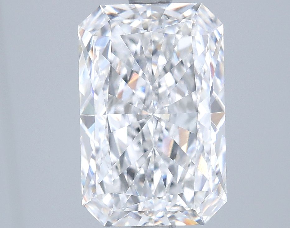 3.12 ct. radiant Lab Grown Diamond front image