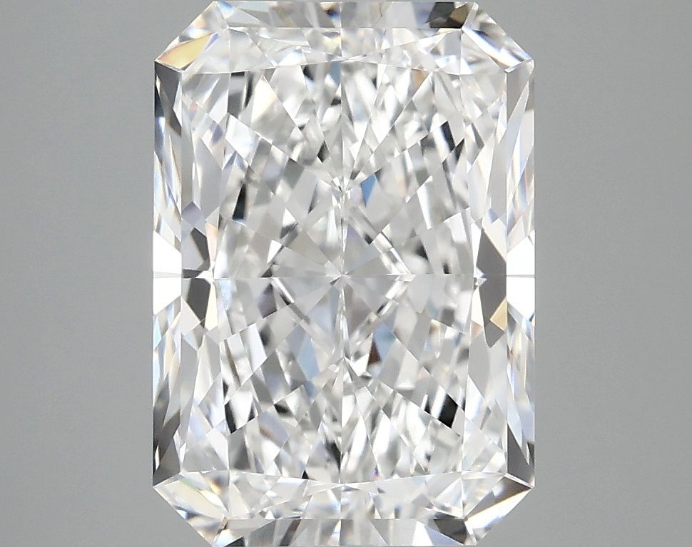 4.05 ct. radiant Lab Grown Diamond front image
