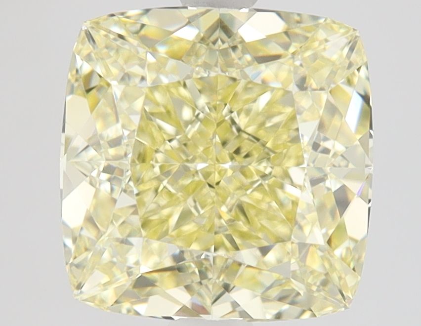 2.38 ct Cushion Brilliant diamond