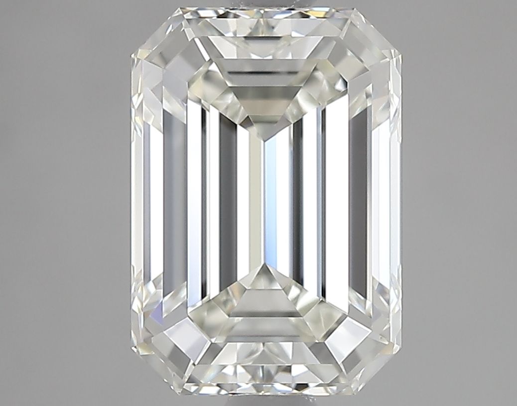 2.02 ct Emerald diamond