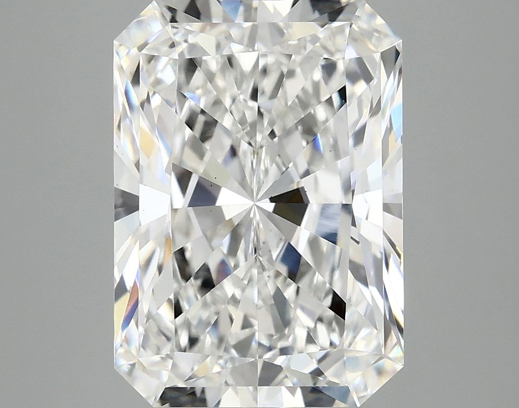 5.04 ct. radiant Lab Grown Diamond front image