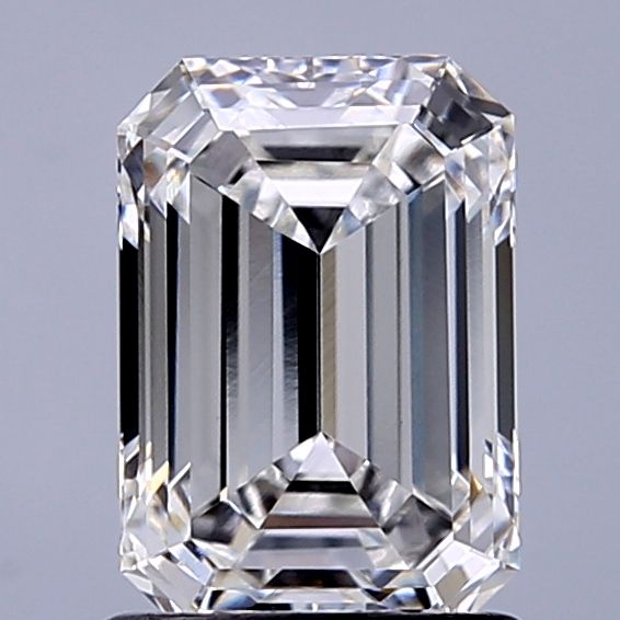 1.34 ct. emerald Lab Grown Diamond front image