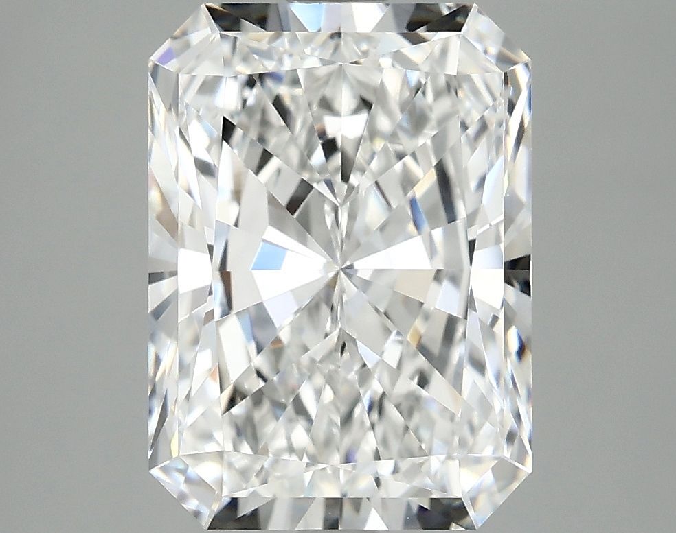 3.82 ct. radiant Lab Grown Diamond front image