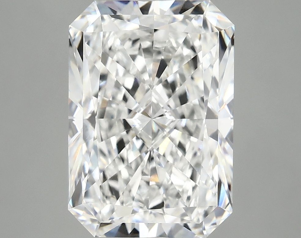 4.17 ct. radiant Lab Grown Diamond front image