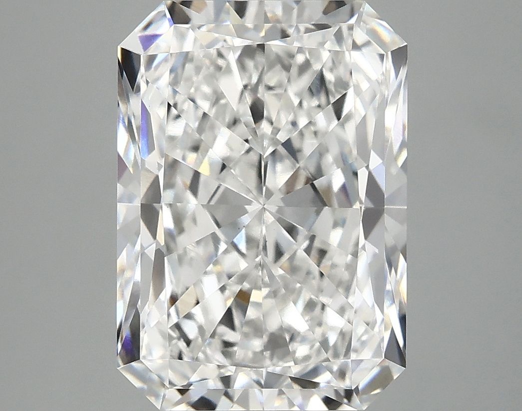 5.08 ct. radiant Lab Grown Diamond front image