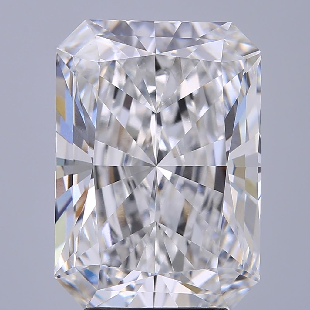 3.79 ct. radiant Lab Grown Diamond front image