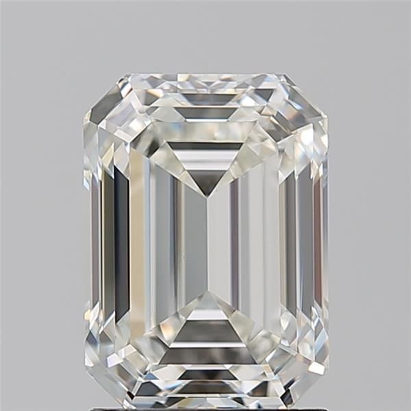2.20 ct Emerald diamond
