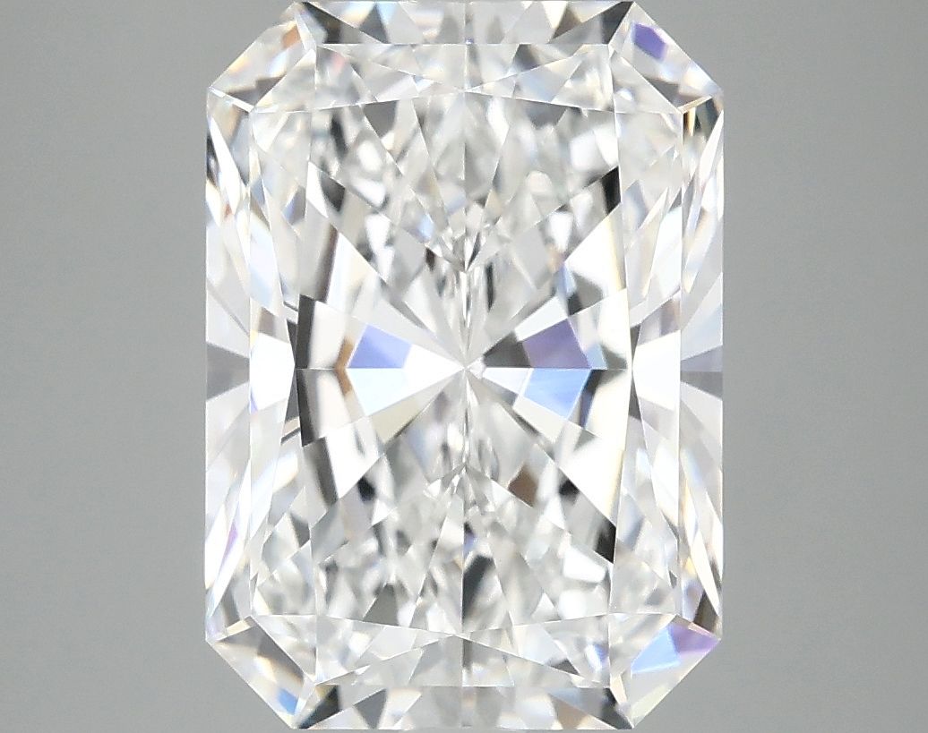 5.07 ct. radiant Lab Grown Diamond front image