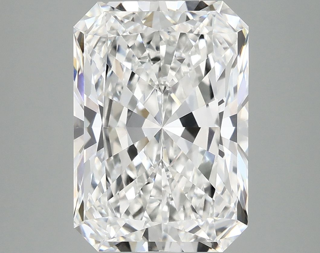 4.99 ct. radiant Lab Grown Diamond front image