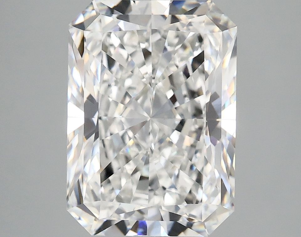 4.19 ct. radiant Lab Grown Diamond front image
