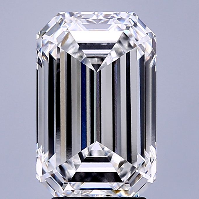 4.05 ct. emerald Lab Grown Diamond front image