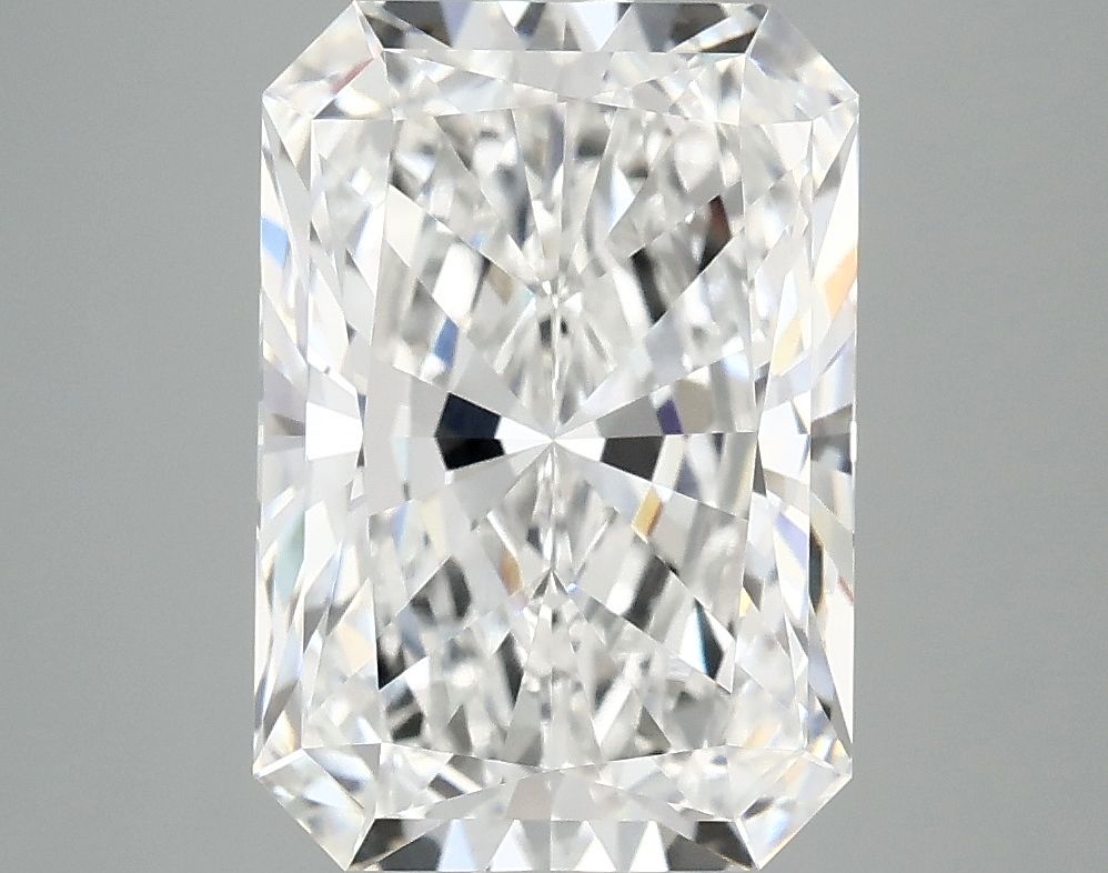 4.18 ct. radiant Lab Grown Diamond front image