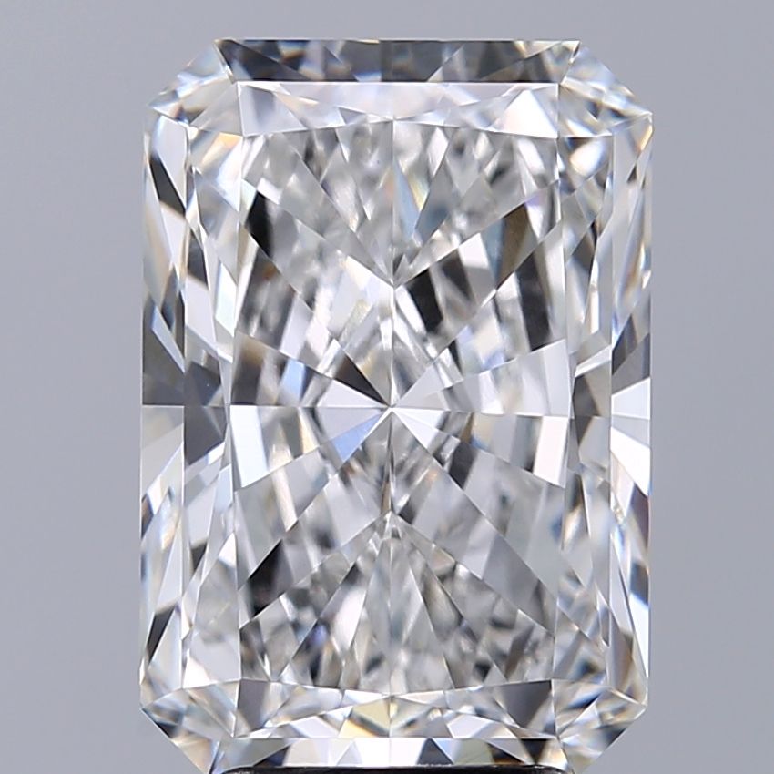 4.33 ct. radiant Lab Grown Diamond front image