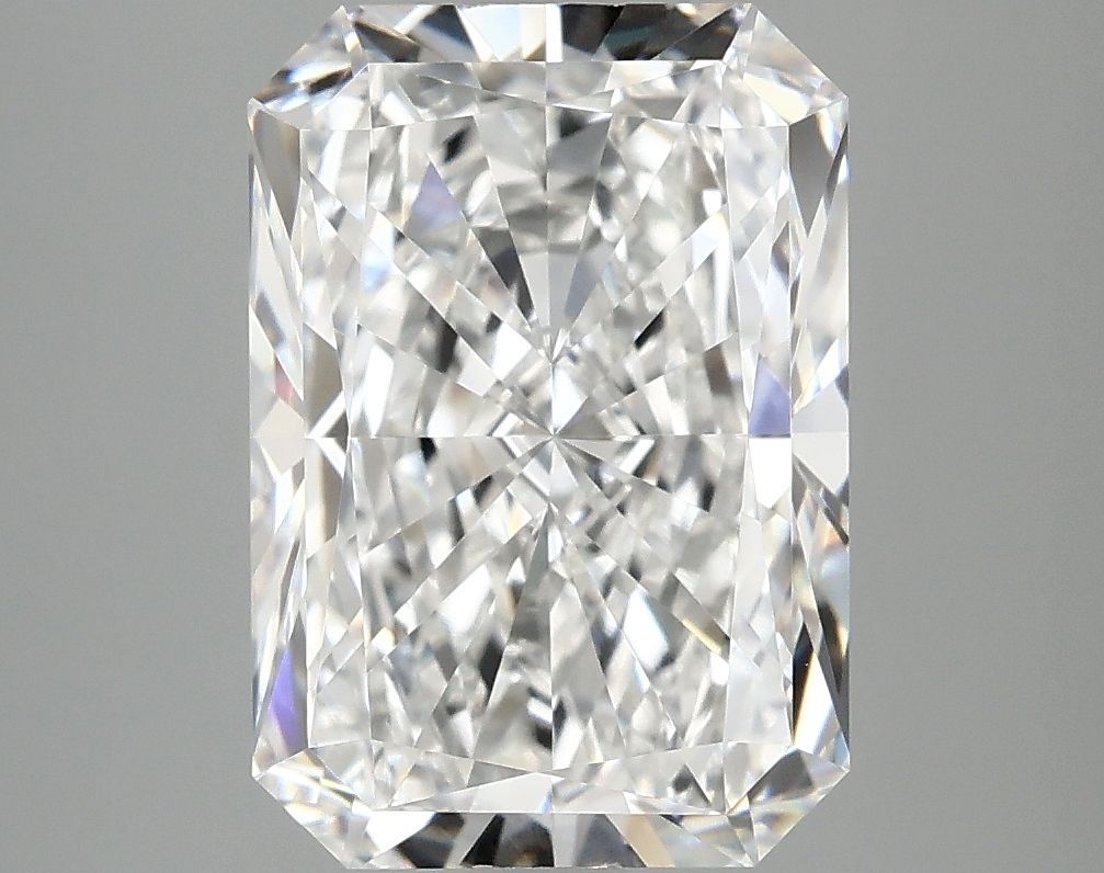 3.95 ct. radiant Lab Grown Diamond front image