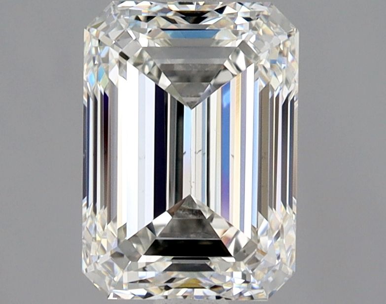 2.01 ct Emerald diamond