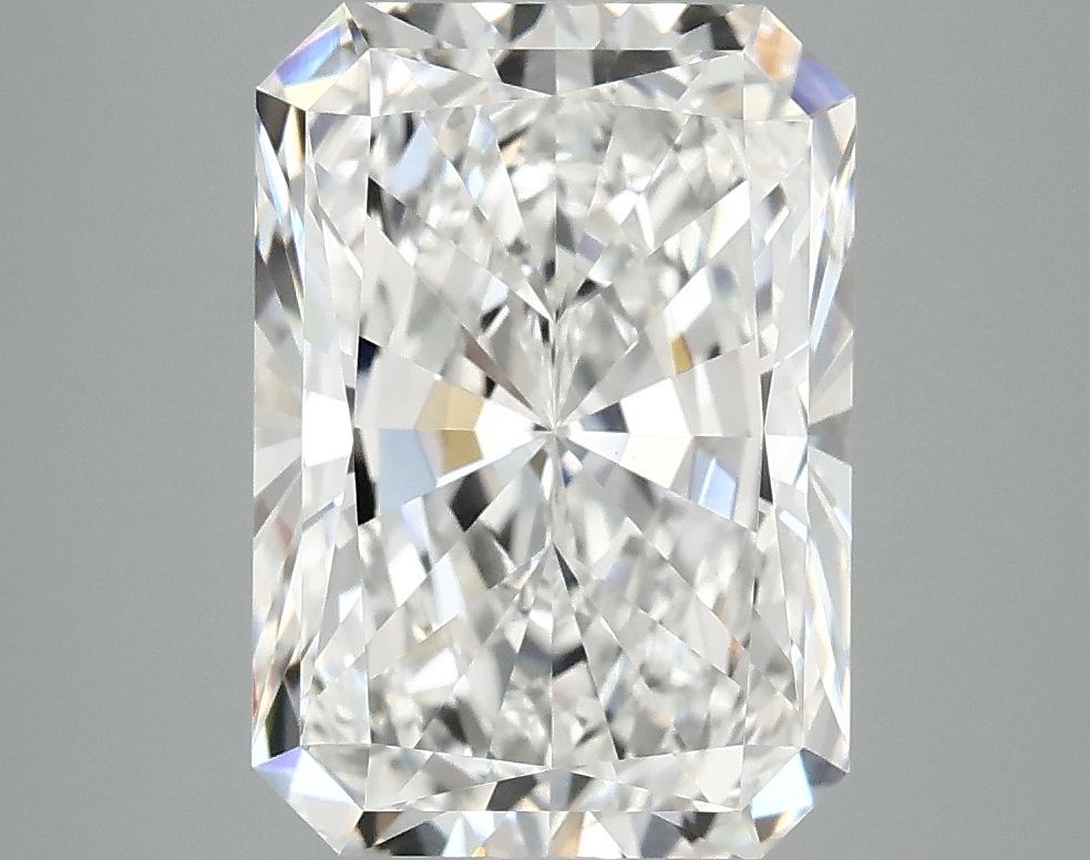 4.19 ct. radiant Lab Grown Diamond front image