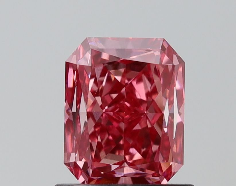 1.14 ct. radiant Lab Grown Diamond front image