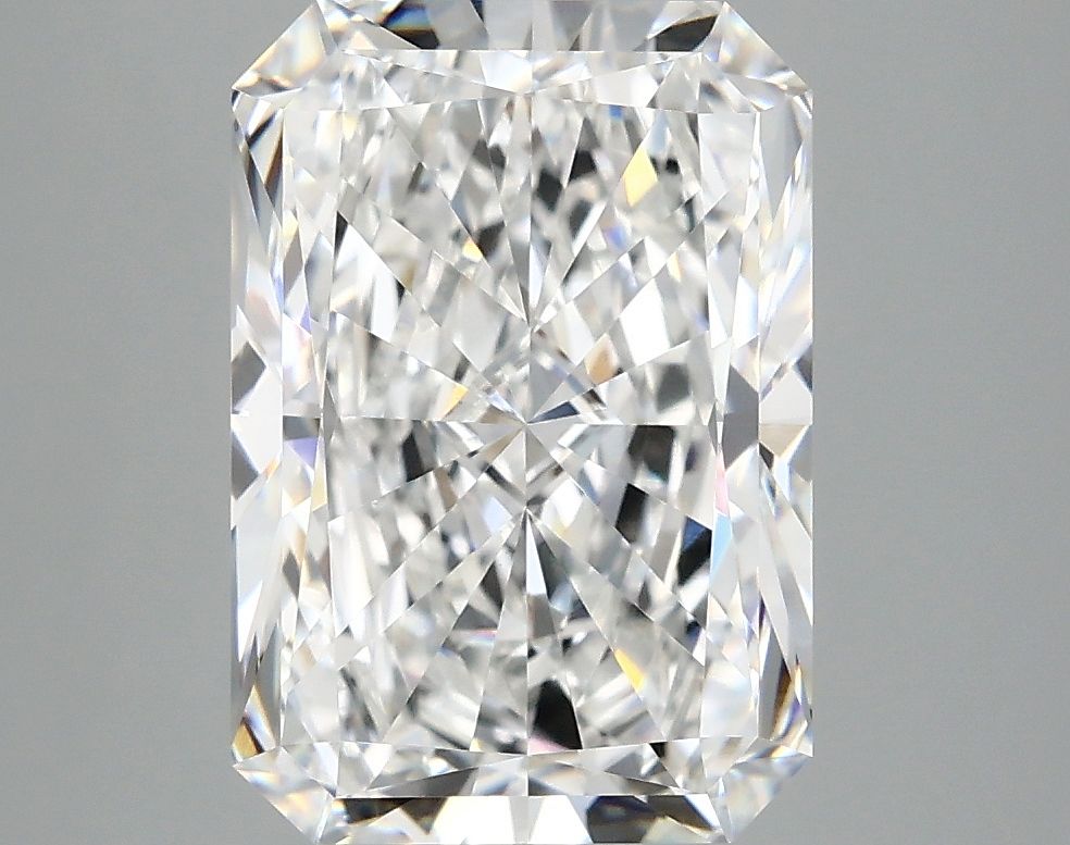 4.10 ct. radiant Lab Grown Diamond front image