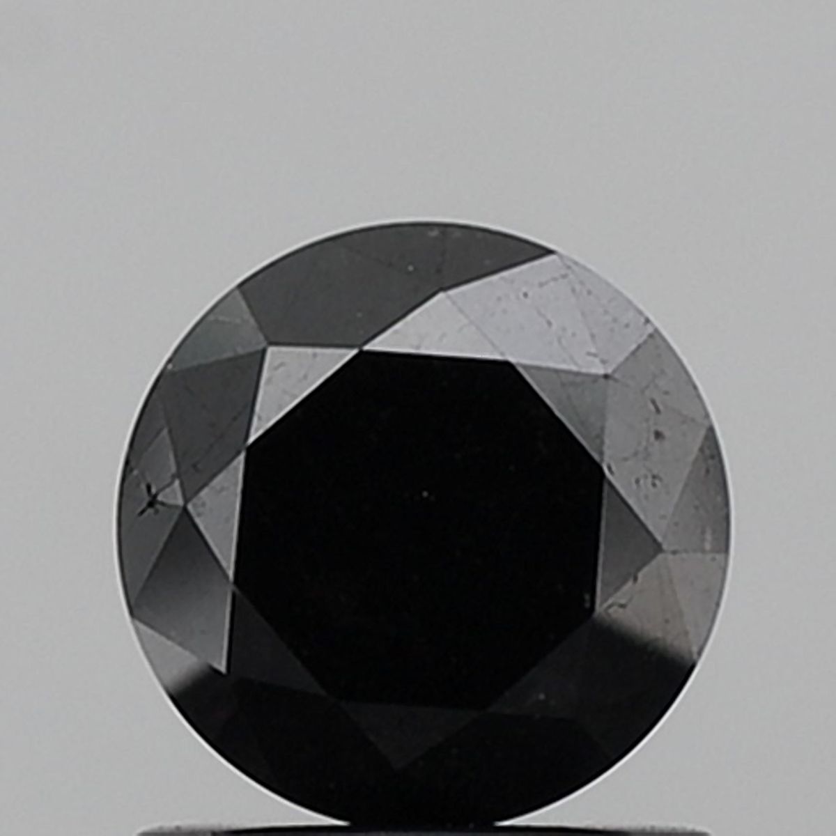 1.18 Carat Round Diamond Black VS1