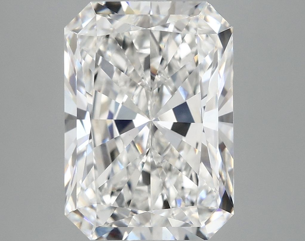 4.96 ct. radiant Lab Grown Diamond front image