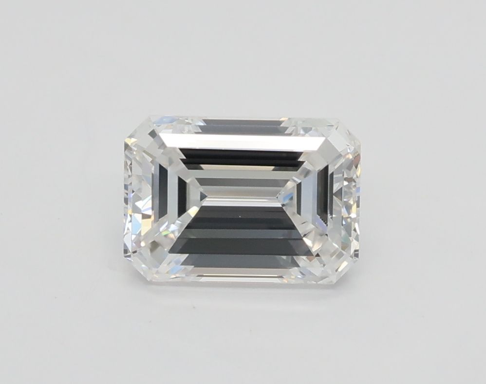 0.91 ct. emerald Lab Grown Diamond front image