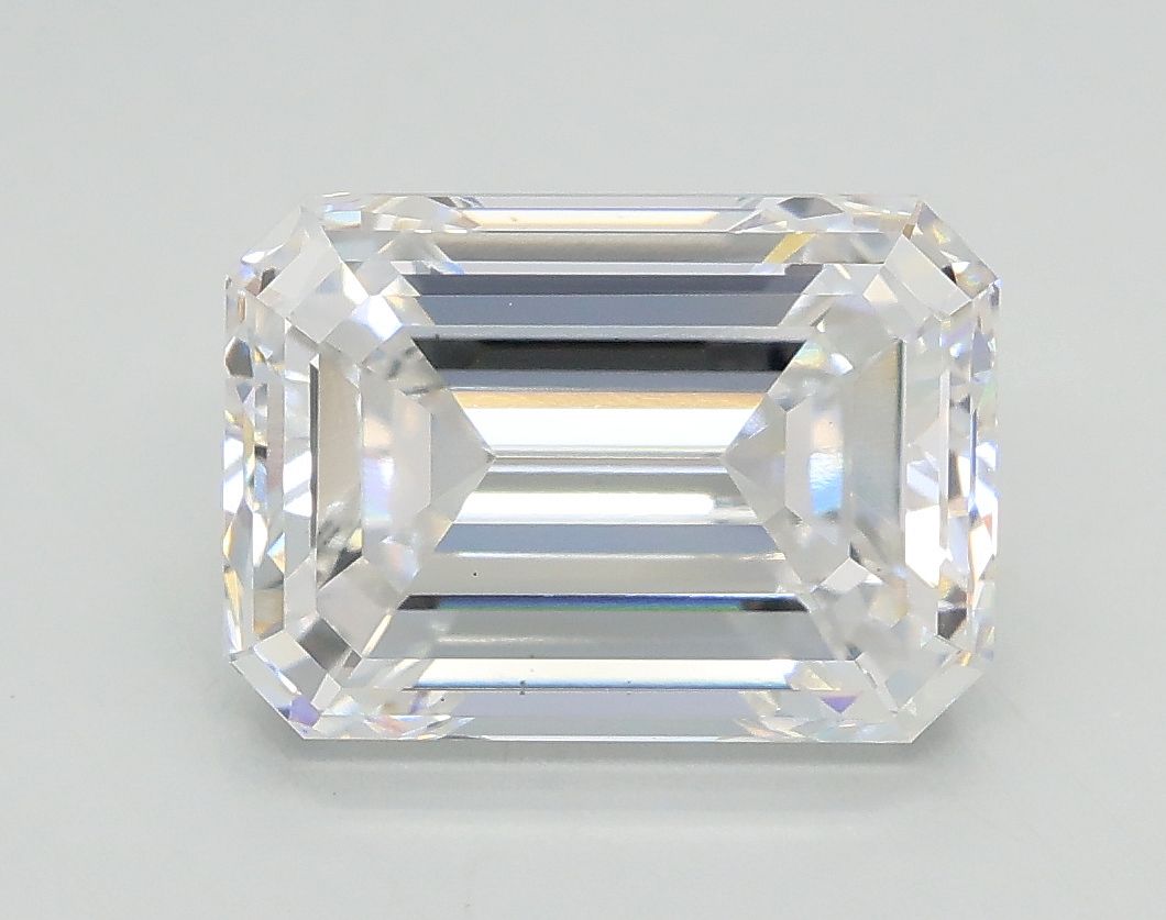 3.52 ct. emerald Lab Grown Diamond front image