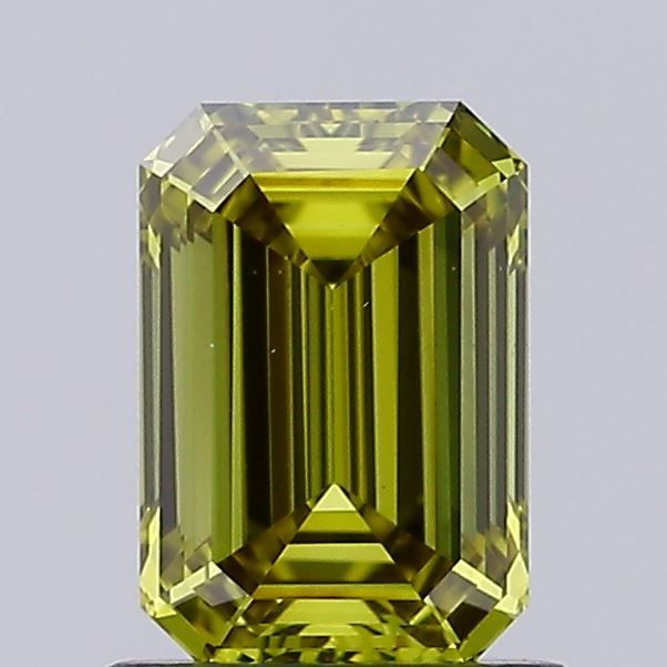 1.05 ct. emerald Lab Grown Diamond front image