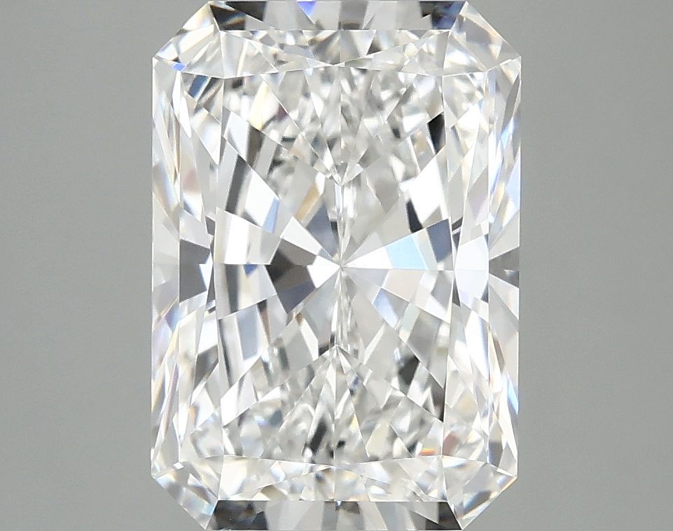4.03 ct. radiant Lab Grown Diamond front image