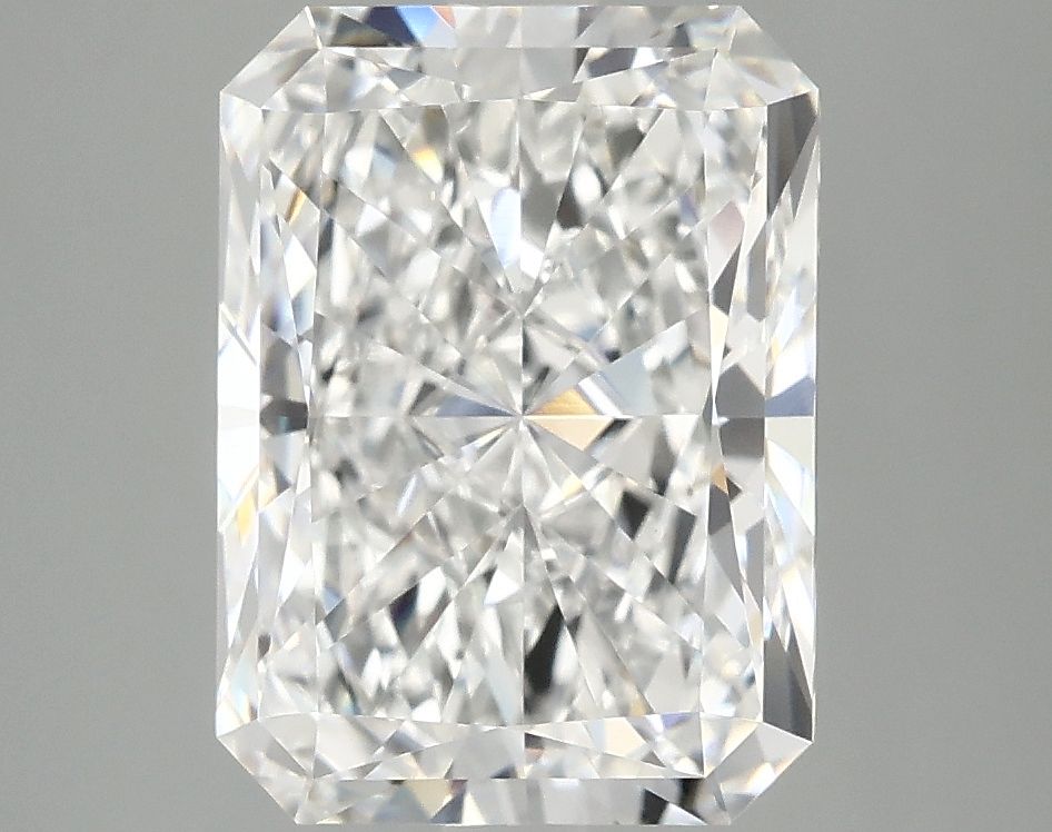 4.04 ct. radiant Lab Grown Diamond front image